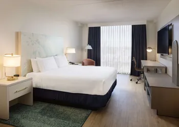 Hotel Dello Ft Lauderdale Airport, Tapestry Collection by Hilton hotel thumbnail 7