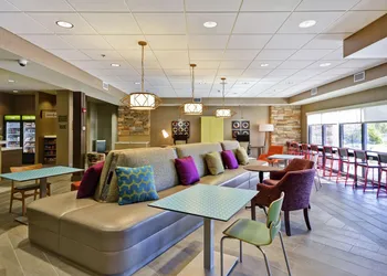 Home2 Suites by Hilton Carbondale hotel thumbnail 2
