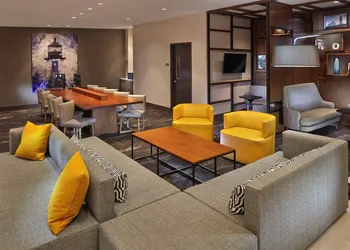 Hyatt Place Warwick / Providence Airport hotel thumbnail 4