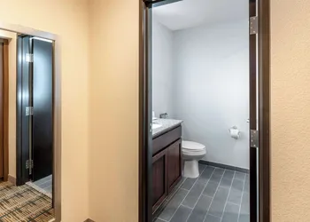 MainStay Suites Denver International Airport hotel thumbnail 6