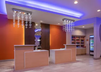 La Quinta Inn & Suites by Wyndham Greensboro Arpt High Point hotel thumbnail 5