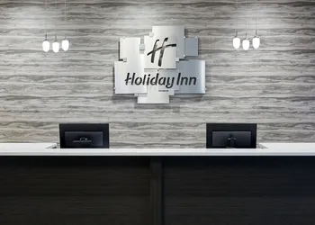 Holiday Inn & Suites Philadelphia W - Drexel Hill by IHG hotel thumbnail 4