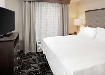 Homewood Suites by Hilton Ronkonkoma hotel thumbnail 8