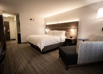 Holiday Inn Express & Suites Boston South - Randolph by IHG hotel thumbnail 6
