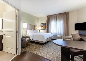 Candlewood Suites Davenport by IHG hotel thumbnail 5