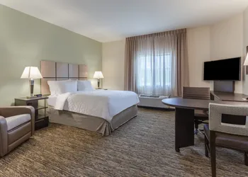 Candlewood Suites Davenport by IHG hotel thumbnail 6