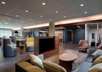 Courtyard by Marriott Atlanta Alpharetta/Avalon Area hotel thumbnail 2