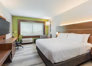 Holiday Inn Express & Suites Moreno Valley - Riverside by IHG hotel thumbnail 6