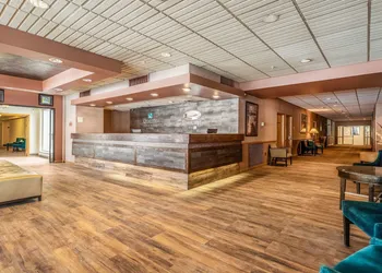 Quality Inn & Suites Brainerd hotel thumbnail 2