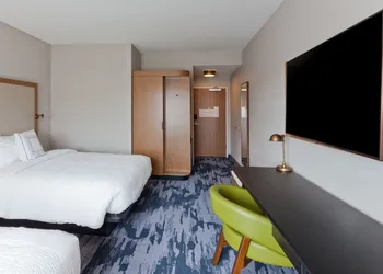 Fairfield Inn & Suites by Marriott Birmingham Colonnade hotel thumbnail 8
