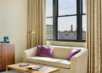 Hotel Savoy Kansas City, Tapestry Collection by Hilton hotel thumbnail 3