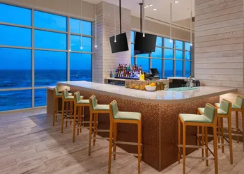 SpringHill Suites by Marriott Panama City Beach Beachfront hotel thumbnail 4
