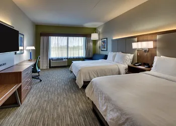 Holiday Inn Express & Suites Findlay North by IHG hotel thumbnail 3