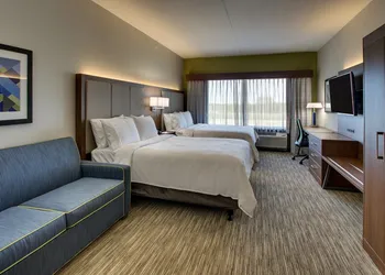 Holiday Inn Express & Suites Findlay North by IHG hotel thumbnail 6
