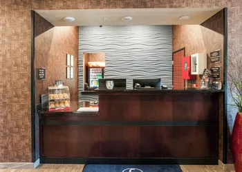Cobblestone Hotel & Suites - Appleton International Airport hotel thumbnail 2