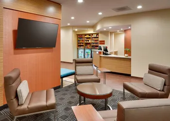 Towneplace Suites by Marriott Clovis hotel thumbnail 2