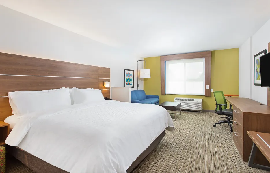 Holiday Inn Express & Suites La Grange by IHG hotel detail image 6