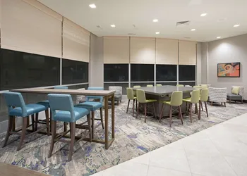 Hilton Garden Inn Omaha Aksarben Village hotel thumbnail 2