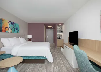 Hilton Garden Inn Omaha Aksarben Village hotel thumbnail 8