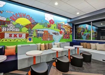 Tru by Hilton Richmond hotel thumbnail 6