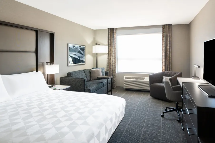 Holiday Inn Boston Logan Airport - Chelsea by IHG hotel detail image 6