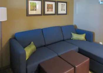 Comfort Inn & Suites – Harrisburg Airport – Hershey South hotel thumbnail 8