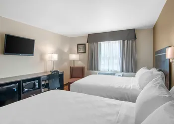 Econo Lodge Inn & Suites Springfield Main Street hotel thumbnail 6