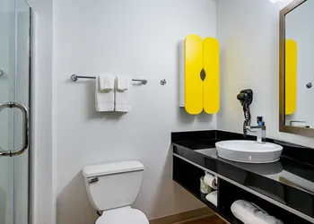 Studio 6 Buda, TX hotel thumbnail 7