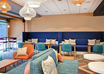 Tru by Hilton Louisville Airport hotel thumbnail 7