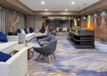 Courtyard by Marriott Dallas Downtown/Reunion District hotel thumbnail 2