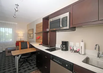 TownePlace Suites by Marriott Charleston-North Charleston hotel thumbnail 8