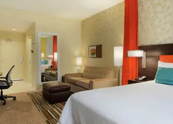 Home2 Suites by Hilton Holland hotel thumbnail 5