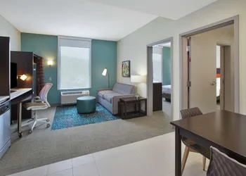 Home2 Suites by Hilton Holland hotel thumbnail 8