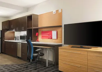 TownePlace Suites by Marriott Dubuque Downtown hotel thumbnail 6
