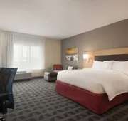 TownePlace Suites by Marriott Dubuque Downtown hotel detail image 7
