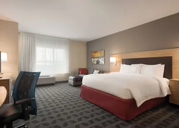 TownePlace Suites by Marriott Dubuque Downtown hotel thumbnail 7