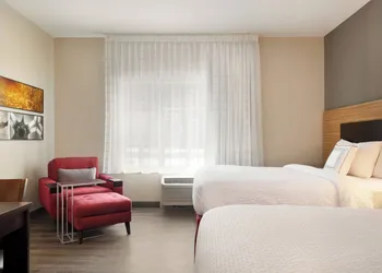 TownePlace Suites by Marriott Dubuque Downtown hotel thumbnail 8