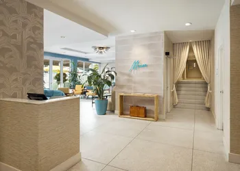 Hotel Continental Miami Beach, Tapestry Collection by Hilton hotel thumbnail 4