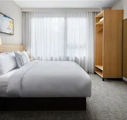 TownePlace Suites by Marriott New York Manhattan hotel detail image 5