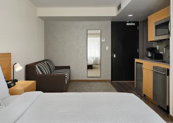 TownePlace Suites by Marriott New York Manhattan hotel thumbnail 6