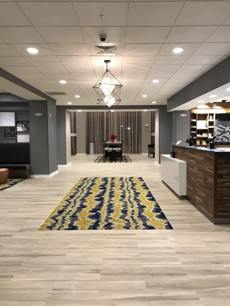 Hampton Inn & Suites Columbia Killian Road hotel detail image 2