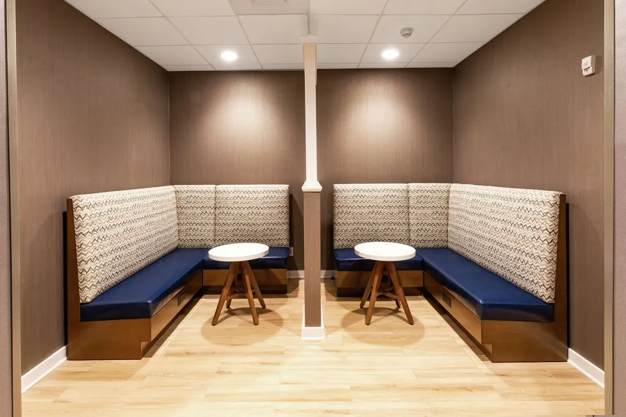 Hampton Inn & Suites Columbia Killian Road hotel detail image 6