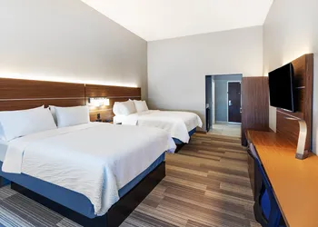 Holiday Inn Express & Suites Dalhart by IHG hotel thumbnail 6