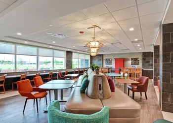 Home2 Suites by Hilton La Porte hotel thumbnail 3