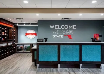 Hampton Inn Baltimore Bayview Campus hotel thumbnail 4