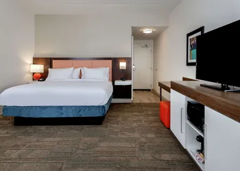 Hampton Inn Baltimore Bayview Campus hotel thumbnail 6