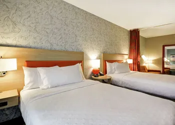Home2 Suites by Hilton at the Galleria hotel thumbnail 4