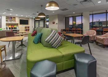 Home2 Suites by Hilton Kingman hotel thumbnail 2