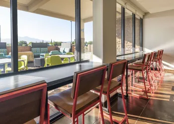 Home2 Suites by Hilton Kingman hotel thumbnail 5