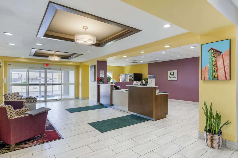 Quality Inn & Suites Carlsbad Caverns Area hotel detail image 2